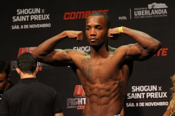 Leon Edwards debuts in the UFC