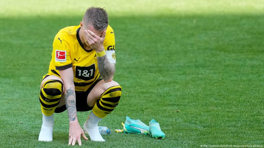 Marco Reus crying