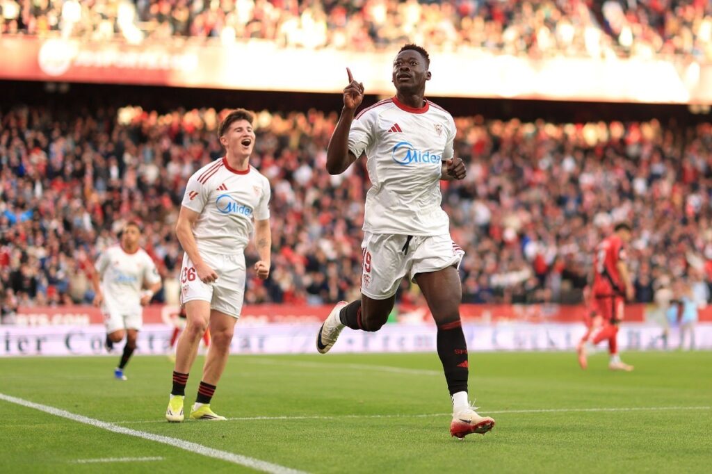 Akor Adams playing for Sevilla