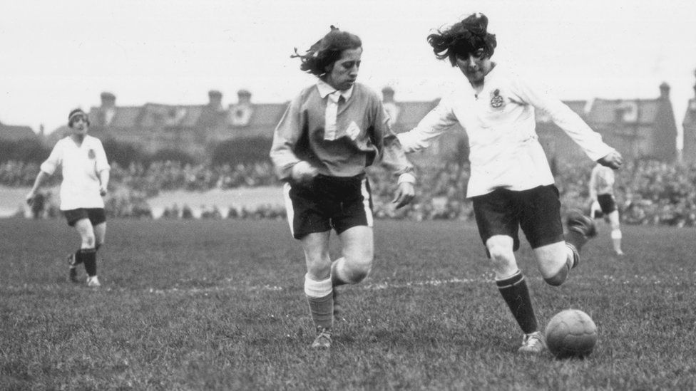 women's football in the 1920s