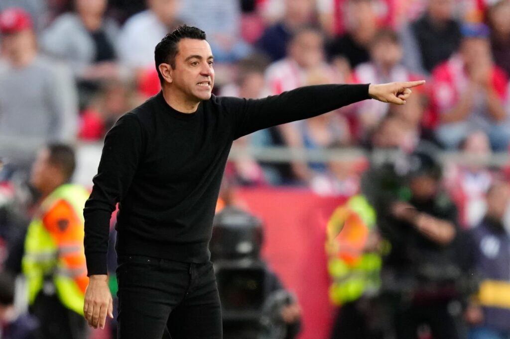 Xavi dishing out instructions at the Camp Nou