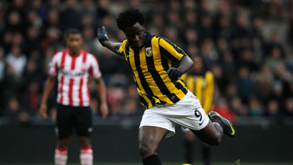 Wilfried Bony features for Vitesse
