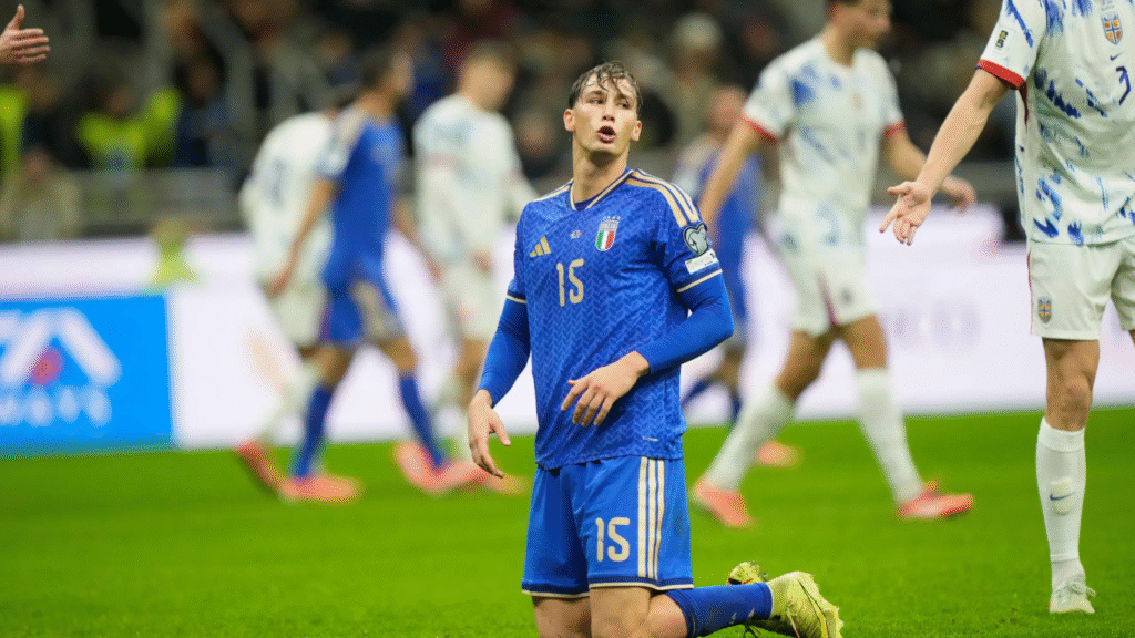 Pio Esposito in action for Italy against Norway in the 2026 FIFA World Cup qualifiers