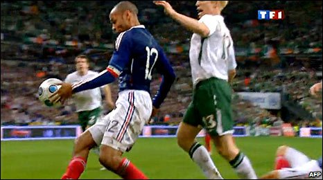 Thierry Henry handball against Ireland in 2010 World Cup qualifier