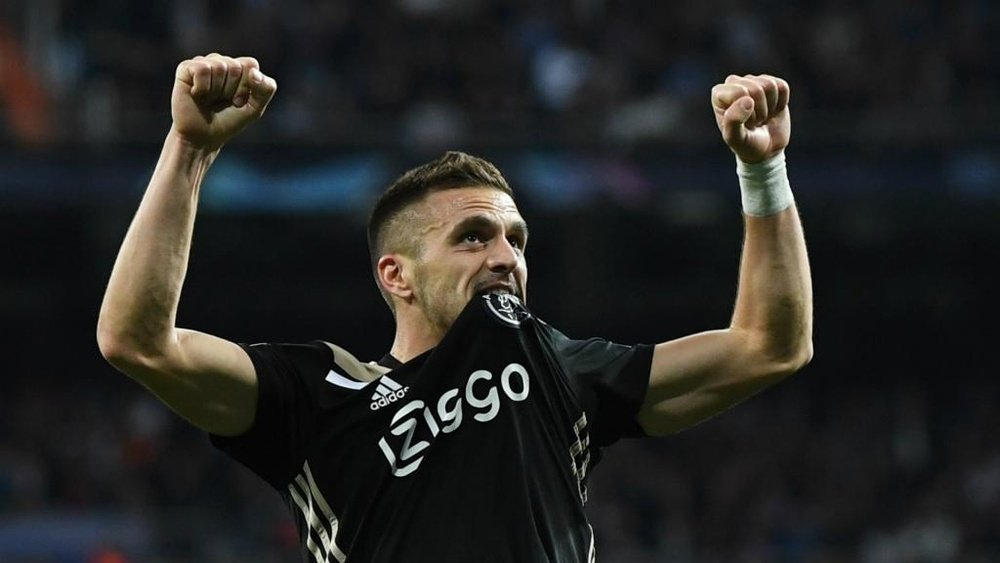 Dušan Tadić celebrates his goal against Real Madrid in the Champions League