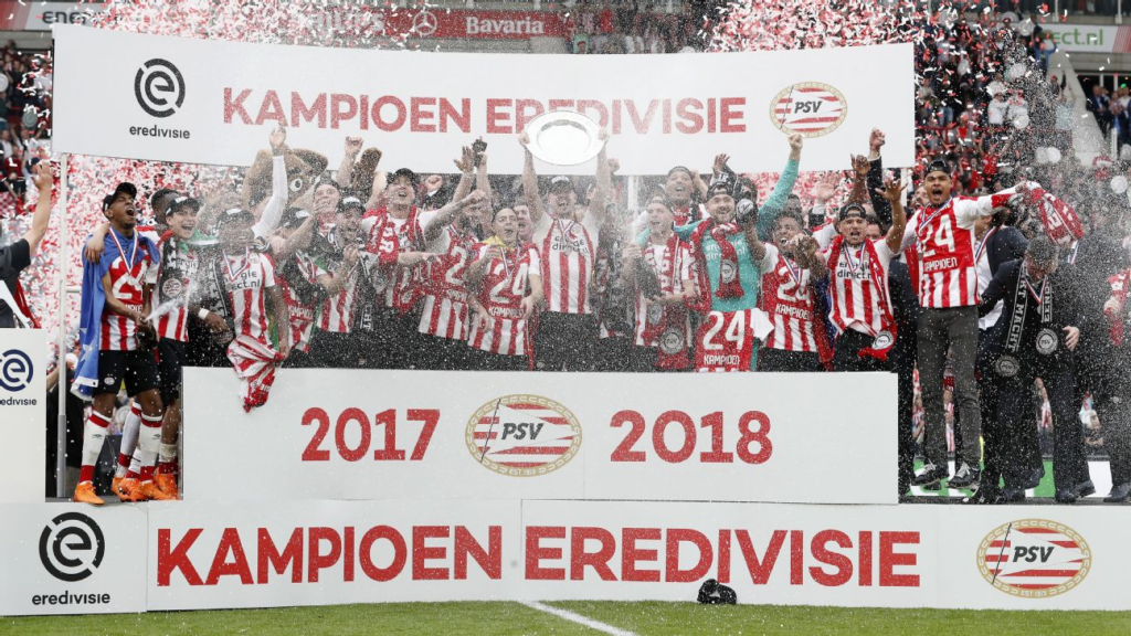 PSV Eindhoven celebrate winning the 2017/18 Eredivisie