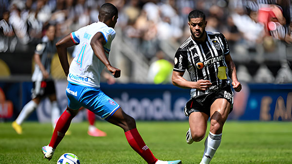 Brail's Hulk plays football in Brazilian football league